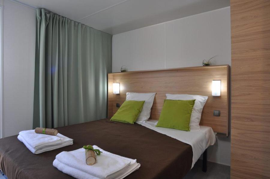 Camping Le Mas Des Sedaries Hotel Villefort  Exterior foto